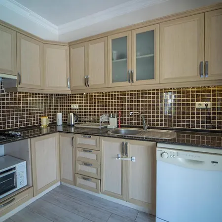 Magnificent Close To The Beach With Backyard And Private Pool In Fethiye, Mugla * فتحية
