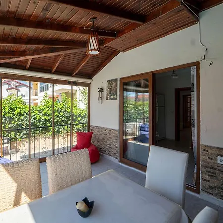 Magnificent Close To The Beach With Backyard And Private Pool In Fethiye, Mugla فتحية