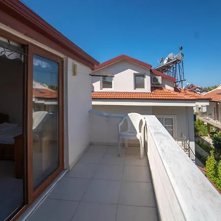 Magnificent Close To The Beach With Backyard And Private Pool In Fethiye, Mugla شقة فتحية
