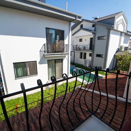 شقة Magnificent Close To The Beach With Backyard And Private Pool In Fethiye, Mugla